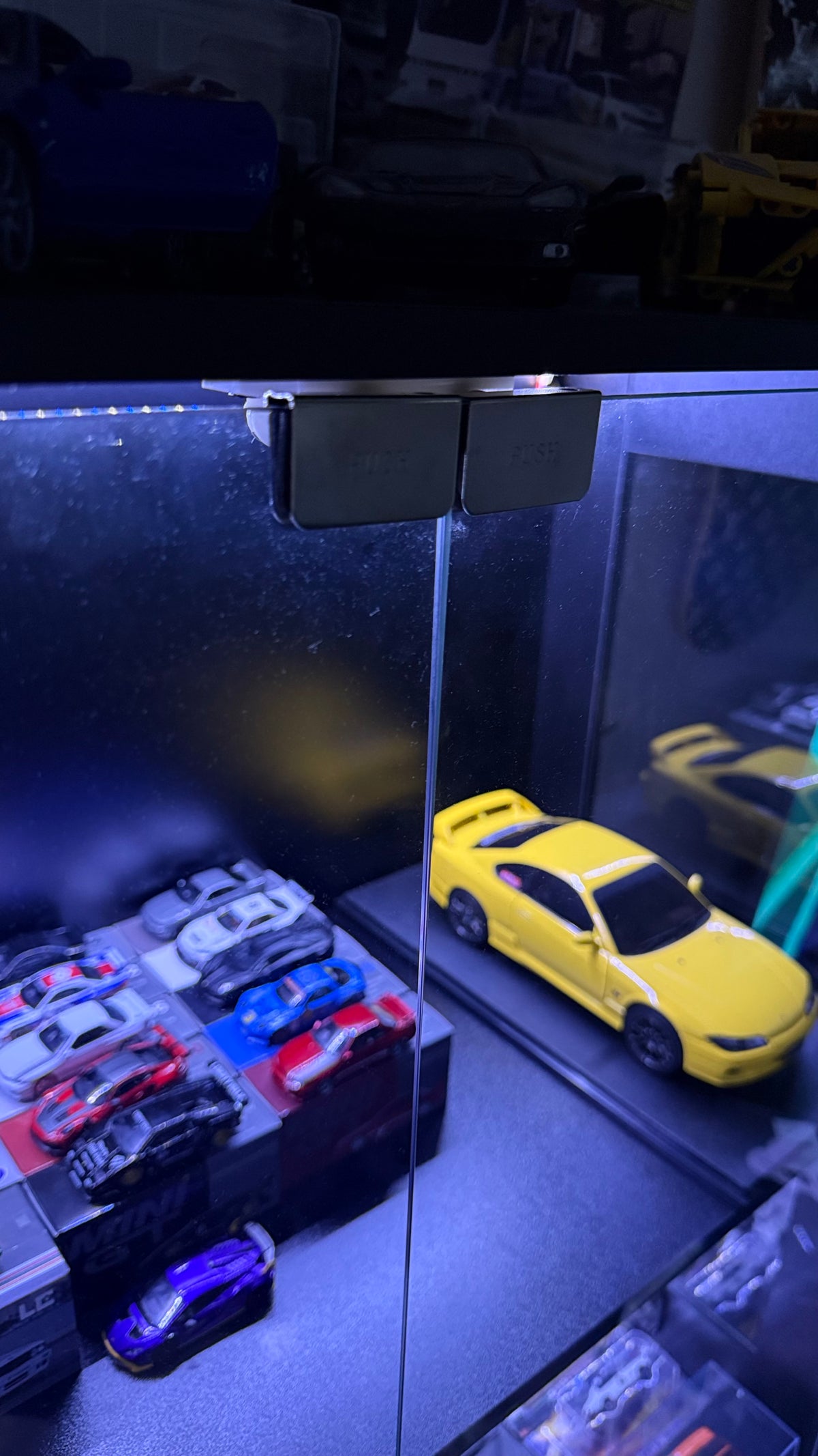 Kased 170 Display Cabinet
