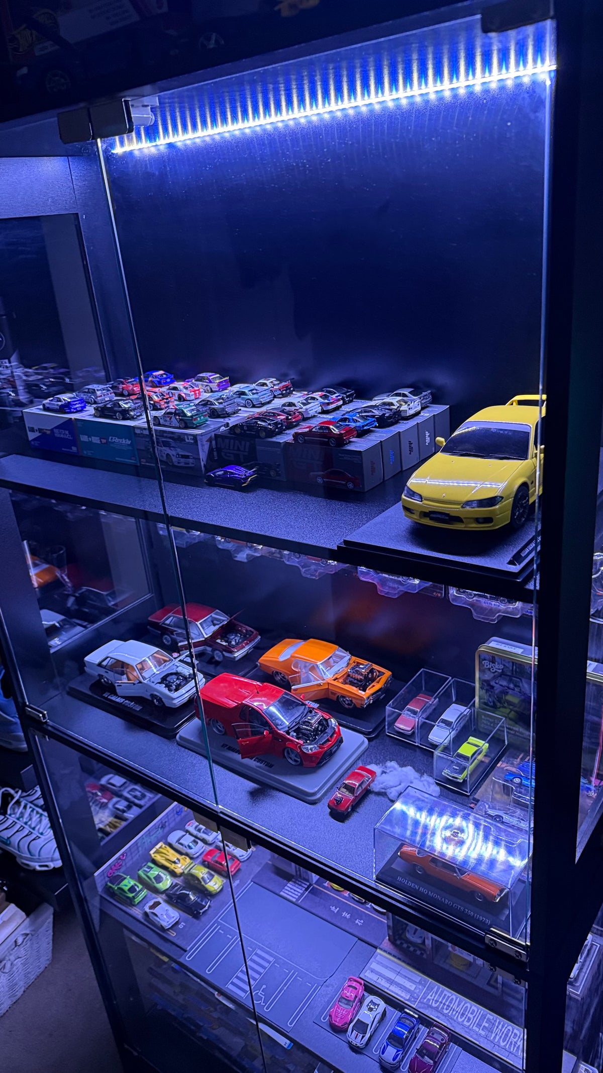 Kased 170 Display Cabinet